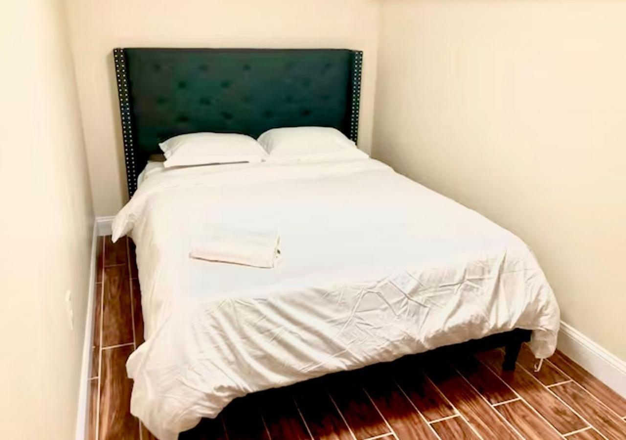 Newly Renovated Guest Rooms Near Transportation Filadélfia Exterior foto